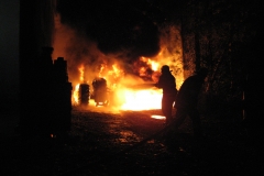 081005_Feuer-Kuhstedt-Siedlung-Maschinenhalle-002